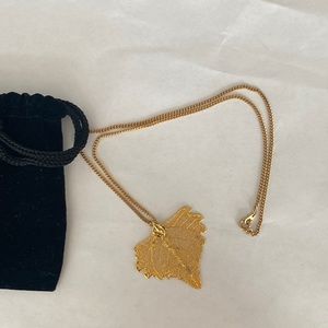 Gold-plated leaf necklace